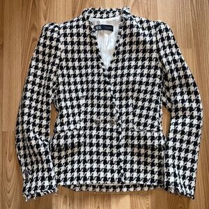 Zara (S) houndstooth cotton blazer, fitted, like new.